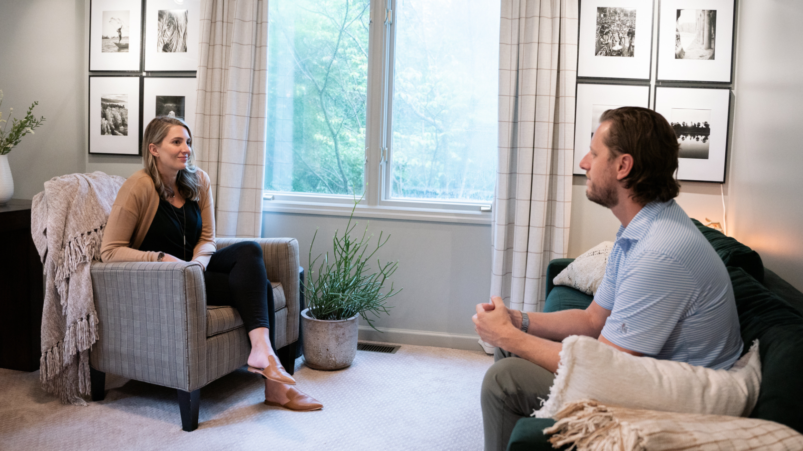 Female polyvagal therapist in session